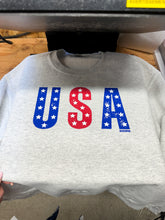 Load image into Gallery viewer, USA Crewneck